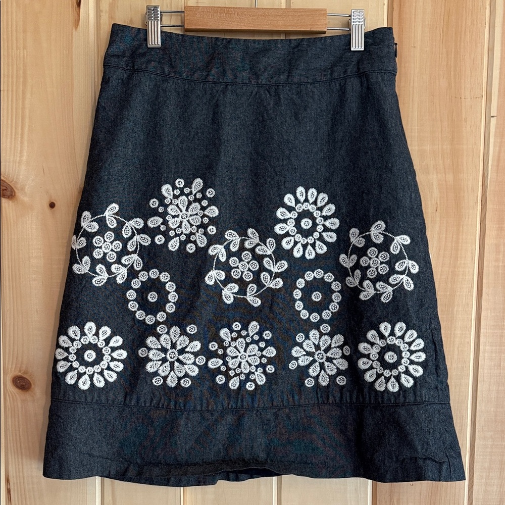 Ann Taylor Floral Embroidered A Line Skirt